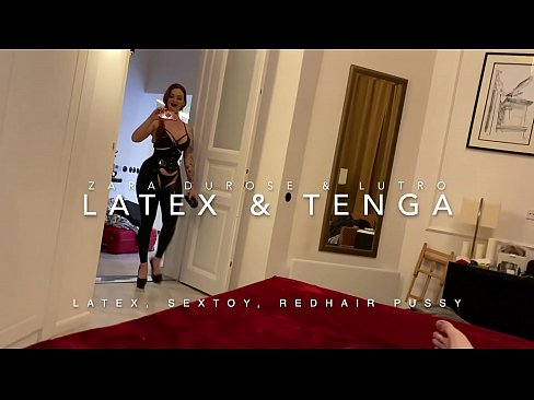 ❤️ Dada wa kambo mwenye kichwa chekundu akiwa amevalia vazi la latex alilobanwa na kaka wa kambo Pononi kuu kwa sw.pornoincest.ru ❌️